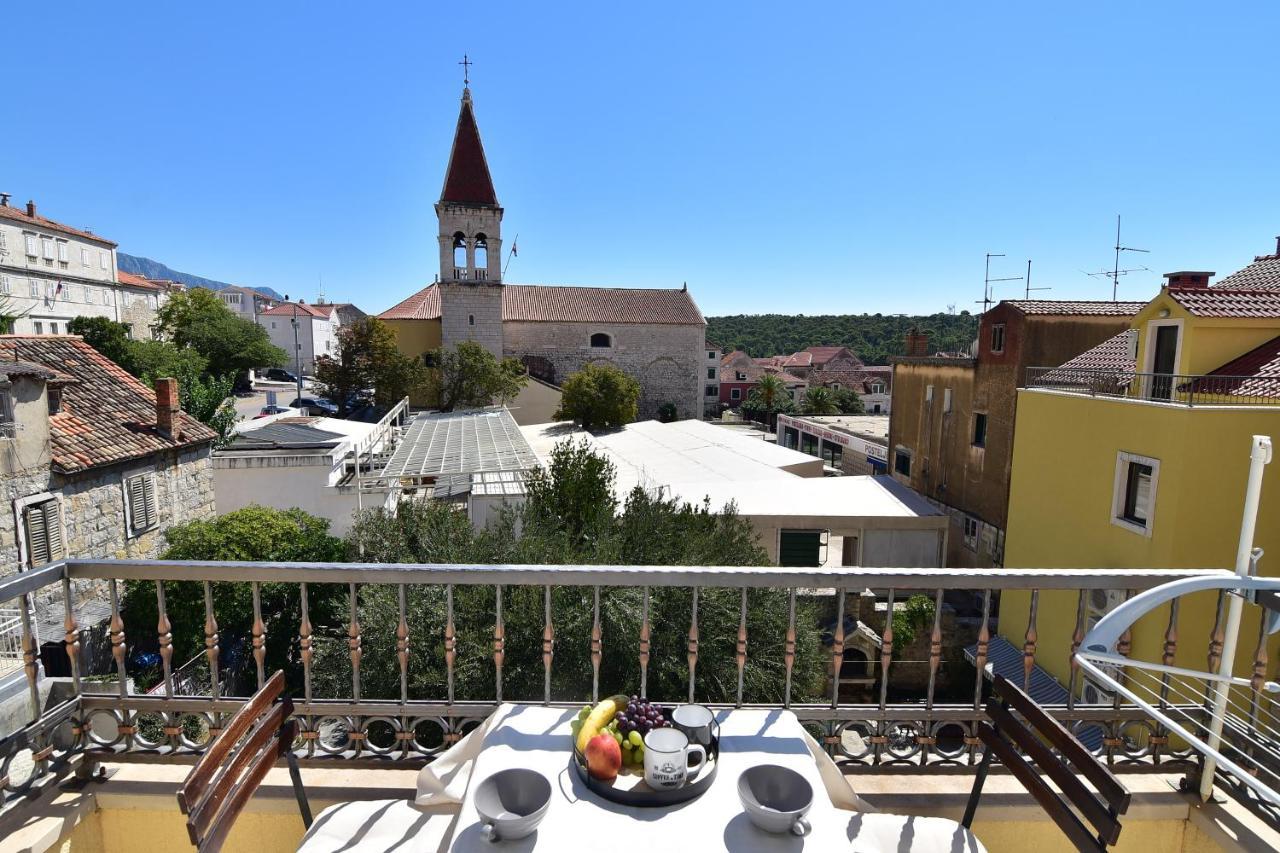 Old Town Studio Apartments Макарська Екстер'єр фото